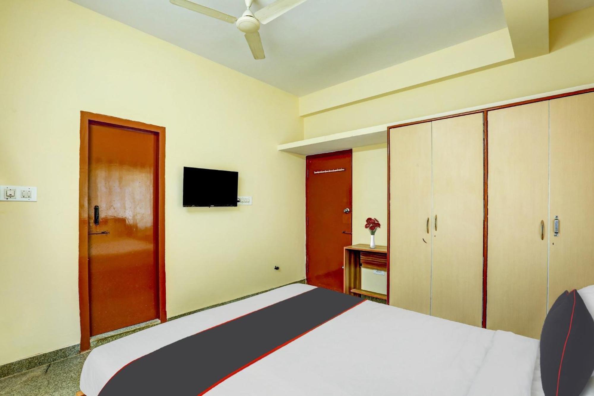 Collection O Relax Stay Apartments Bangalore Exterior photo